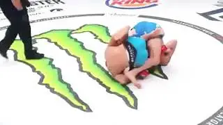 New record!!!! Aviv Gozali overpowers his opponent Edward Moravitzky in Bellator in 11 seconds!!