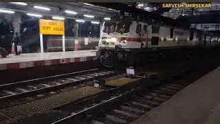 12106 Vidarbha SF Express Arrived At Dadar Central Central Sarvesh Shirsekar