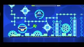 My first video on geometry dash!! :D