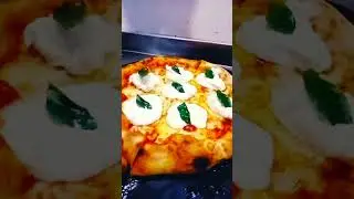 Italian  pizza 🍕🍕 🍕
