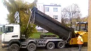 BUDOWA DROGI ASFALTOWEJ