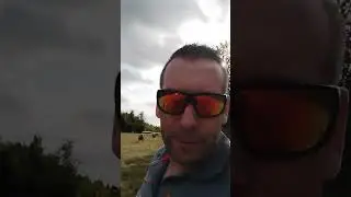 Cuneta pordiosera en &aacute;rea de descanso   O Corgo ( Lugo ) parte 1