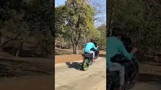 Wheelie on pulsar 150 || stunt || rider || longest wheelie || #wheelie