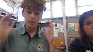GIRL BEATS UP BOY IN ECONOMICS!!!!!!
