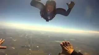 Skydive Spaceland Dive Flow 12 - track and dock