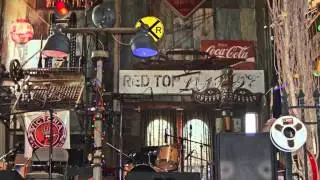 Shack Up Inn