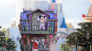 Mickey's illusion manor cavalcade at Disneyland paris Halloween 2021