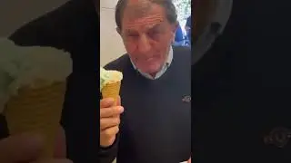 Kadık&ouml;y Moda&rsquo;da dondurmacı meşhur Ali ustanın mekanındayız naneli dondurma😋