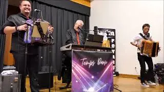 Lionel BELLUARD, Hubert LEDENT, Damien POYARD: Fox-Trot au Gala de Vonnas (01)