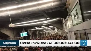 Blocked doors cause bottleneck at Union Station