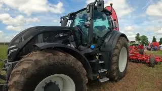 2024 Valtra Q305 Unlimited 7.4 Litre Diesel Tractor (305 HP) Horsch Joker 6RT Cultivator