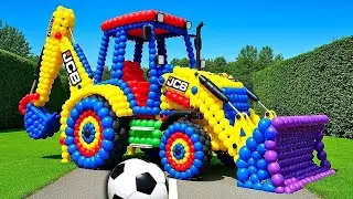 The mascot vibrato assistant JCB and Tractor on the football field is popular, co-produced, creative