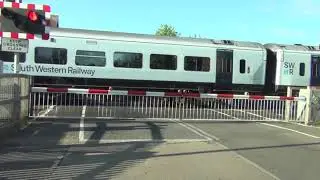Pinhoe Level Crossing
