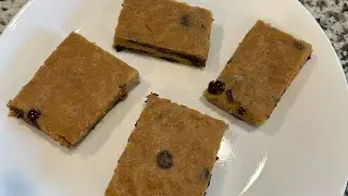 JcLyonUSA💫 is live! Simple snack banana bar!