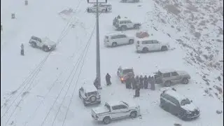 ثلوج جبل اللوز منطقة تبوك السبت 1-1-2022