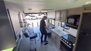 2023 Jayco Jay Flight 265TH (toy hauler)
