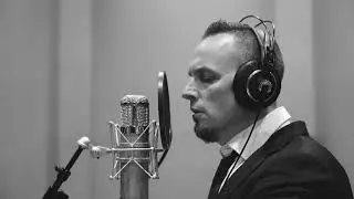 Mark Tremonti Sings Frank Sinatra - 