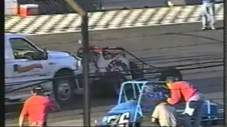2001 USAC Sprints at Hawkeye Downs (Saturday Night Thunder)