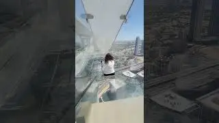 SKY VIEWS DUBAI, GLASS SLIDE, AMAZING VIEW, BURJ KHALIFA, EMAAR