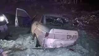 Two people died in a collision between two VAZs
