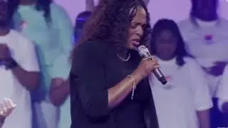 INCROYABLE PARLER EN LANGUE MAMAN DENA MWANA DANS ADONAÏ  ( ADORATION CONGOLAISE )