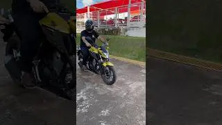 TIRANDO A NOVA CB300F TWISTER ABS DA HONDA! #twister #cb300f #cb300