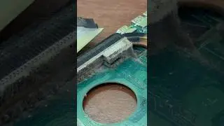 Запущенный ноутбук HP, установка SSD и замена матрицы