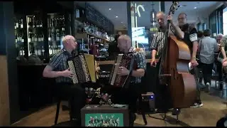 &Uuml;se Gygeboy Toni Nauer, HD Rickenbacher-Heinzer