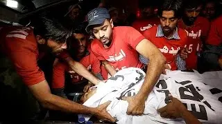 Pakistan: dozens killed in Muslim shrine blast claimed by ISIL