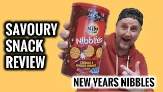 NEW YEARS NIBBLES | Jacobs Mini Cheddars Nibbles Cheddar & Smoked Paprika REVIEW