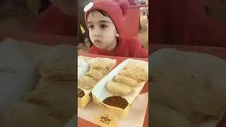 yummy Momos #youtube #cutebaby #soodsahbdgr8 #cute #nayasal #shortsfeed #baby #momo #food #yummy
