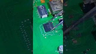 How to install the HDMI Video Encoder IC Chip MN864729 #ps4repair #playstationrepair #playstation