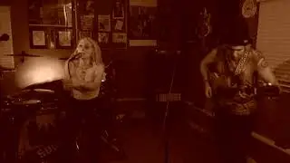 LONG SHADOWS - WAR TWINS KELLIGS PLACE 6 22 18 050