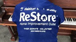 Holiday cheer at PDX ReStore