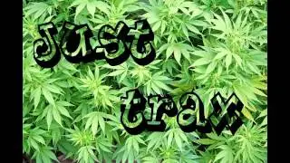 Migas ft Rick Ross - Black Bottles