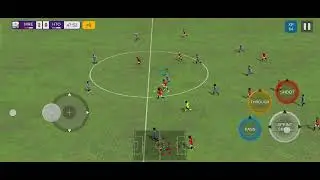 How to take and pass ball in football games