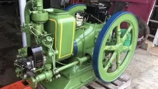 4 hp IHC Mogul sideshaft hit miss engine