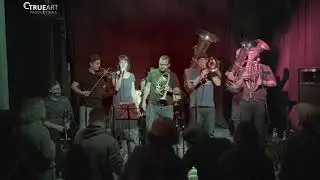 Bere si Tutun im Improvisorium Huttwil