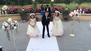 The Little Kid Wobble