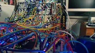 melting.polyester; intellimantis modular system :: 2019.12.15 :: modular synth performance