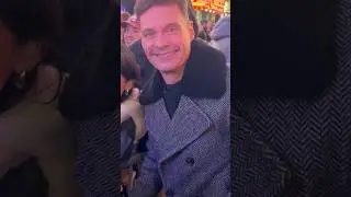 Ryan Seacrest Gave Me A Bro Fist In Times Square/ New Year&rsquo;s Eve Ball Drop In Times Square