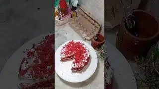 Everybody's fav RED VELVET so easy so yummy n i guess one word a perfect cake with n without oven&hearts;️