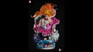 Four Emperor, Big Mom Charlotte Linlin (One Piece) by Last Sleep Studio