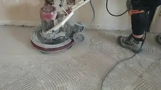 Rimozione colla dei pavimenti