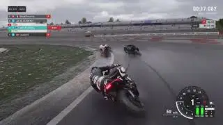 INSANELY CLOSE Racing at Valencia in the Rain | Ride 5 Multiplayer