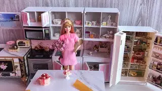 Barbie Kitchen Tour - Barbie and Ken
