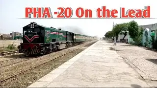 Millat Express 17UP in Action through pass Railway Station Bhalwal