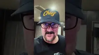 Went undercover in Grand rapids ,you wouldn't have recognised me #ericchurch #music #usashorts