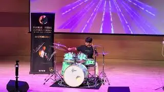 Performing &ldquo;YYZ&rdquo; by Rush at TIMC held in Taipei