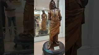 Mysterious statue | optical illusion